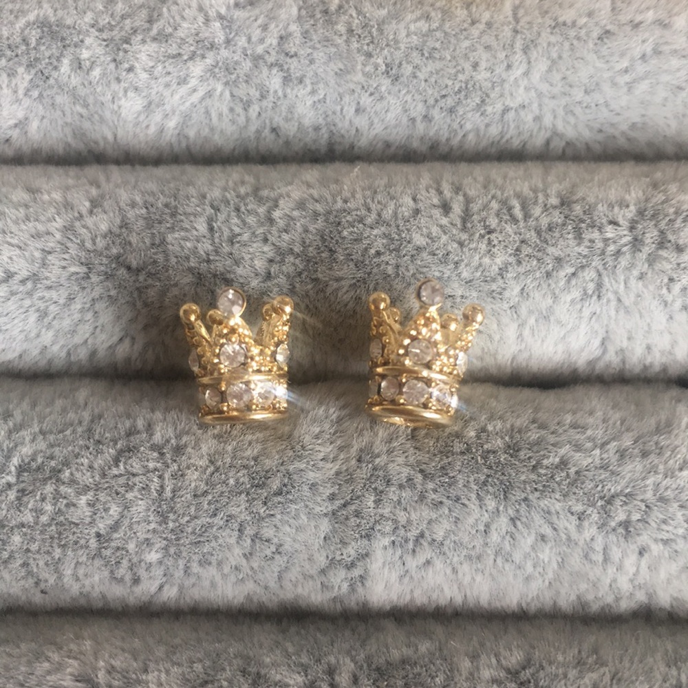 Gold Pavé Crown Stud Earrings